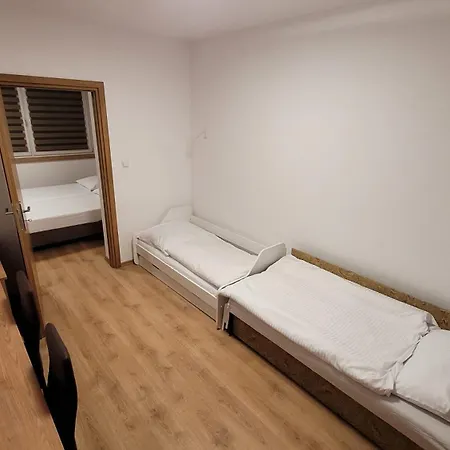 Wislana 4 Rum i privatbostad Spytkowice (Wadowice)
