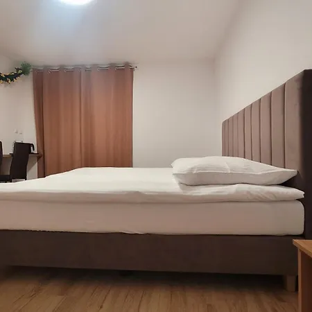 Wislana 4 Rum i privatbostad Spytkowice (Wadowice)